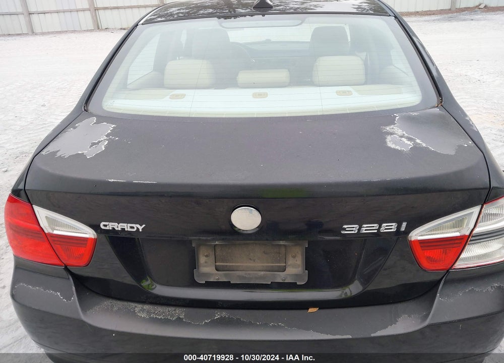 2007 BMW 328I VIN: WBAVA37597NE28829