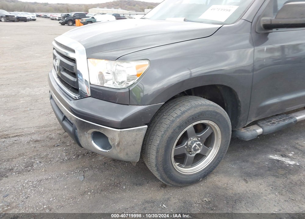 2011 TOYOTA TUNDRA DOUBLE CAB SR5 VIN: 5TFRM5F1XBX034577