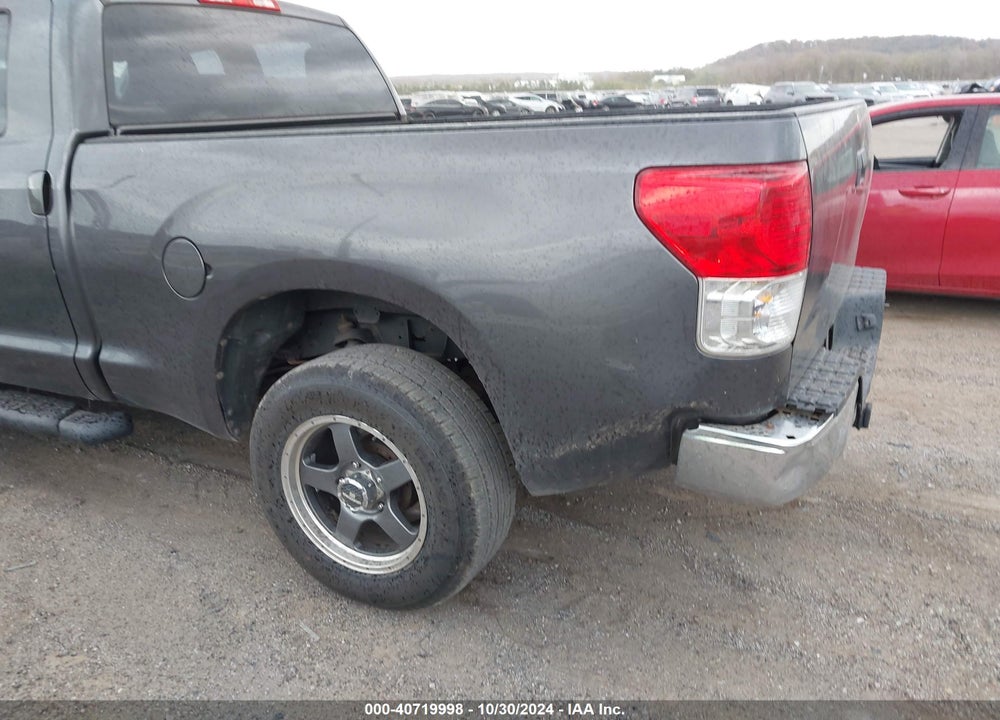 2011 TOYOTA TUNDRA DOUBLE CAB SR5 VIN: 5TFRM5F1XBX034577