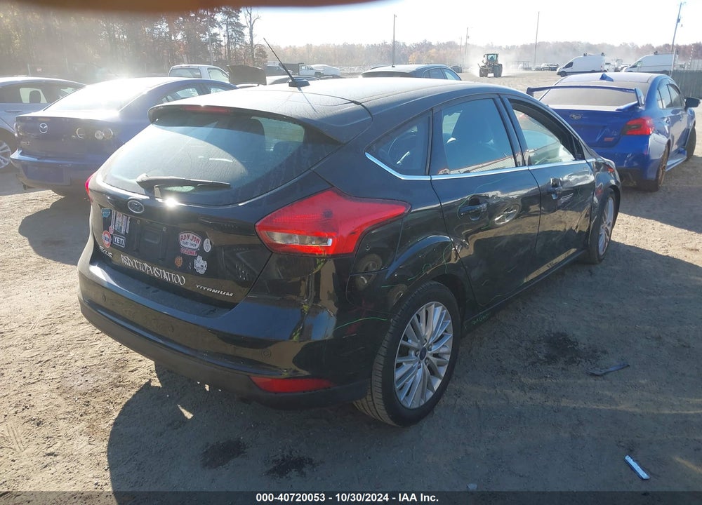 2015 FORD FOCUS TITANIUM VIN: 1FADP3N20FL215920