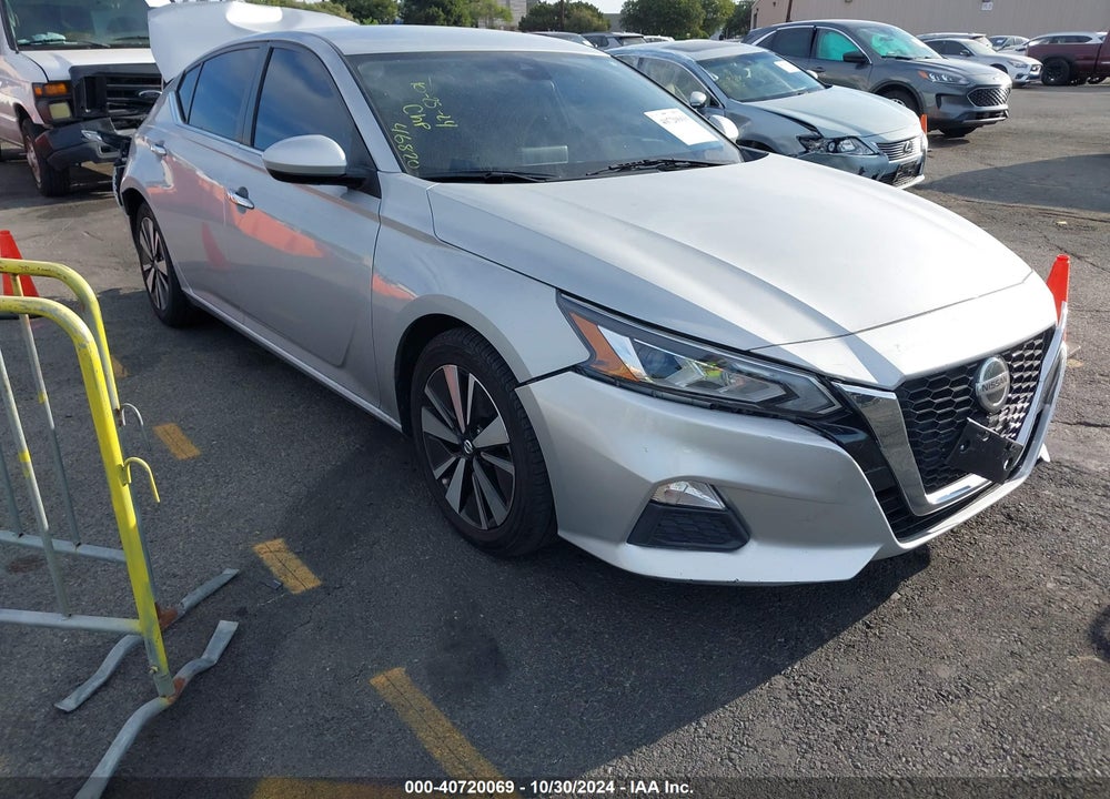 2021 NISSAN ALTIMA SV FWD VIN: 1N4BL4DV3MN369124