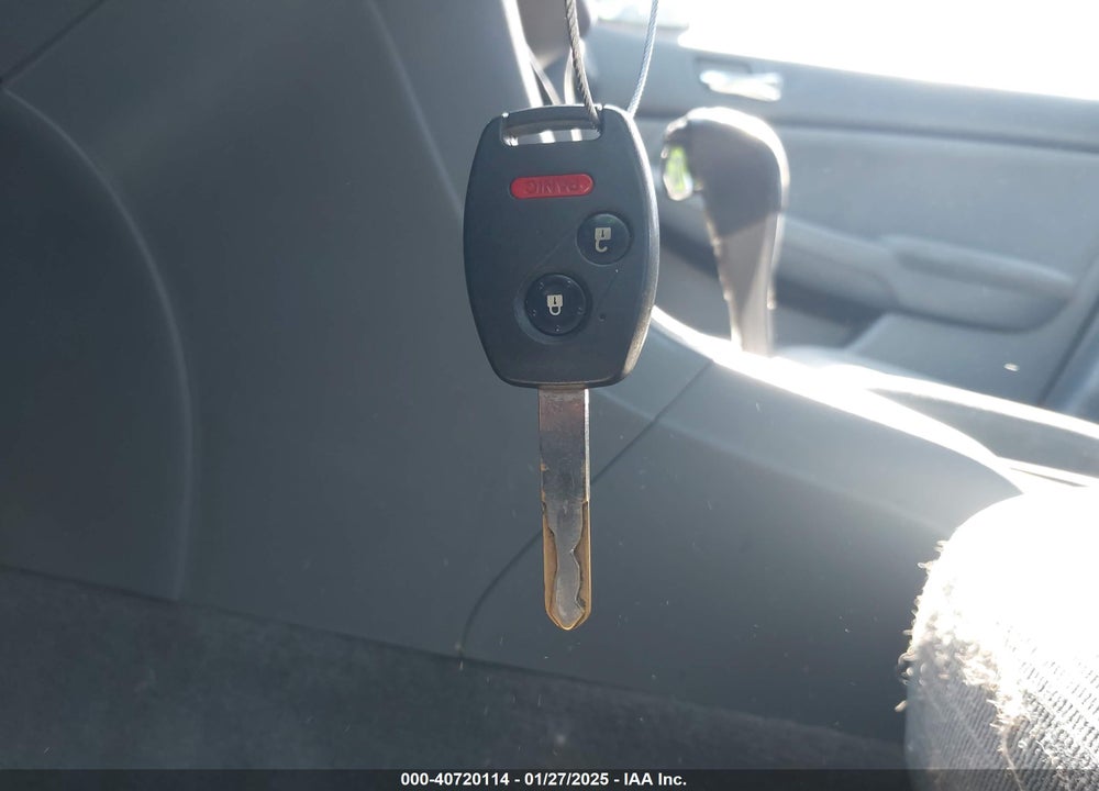 2007 HONDA ACCORD 2.4 VP VIN: 1HGCM56147A011619