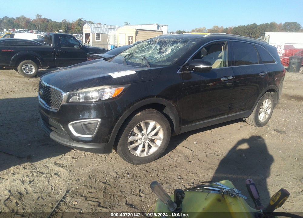 2016 KIA SORENTO VIN: 5XYPG4A30GG175184