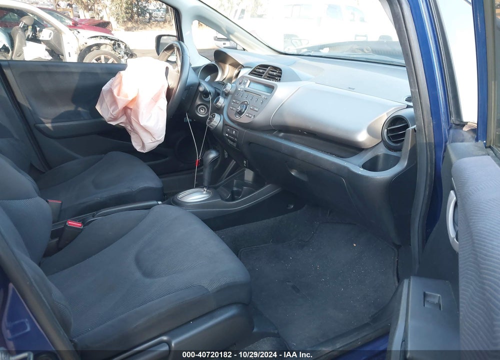 2010 HONDA FIT SPORT VIN: JHMGE8H48AC021683