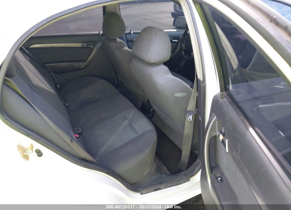 2007 CHEVROLET AVEO LT VIN: KL1TG56617B036867