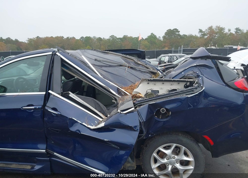 2020 CHRYSLER PACIFICA TOURING L PLUS VIN: 2C4RC1EG4LR164856
