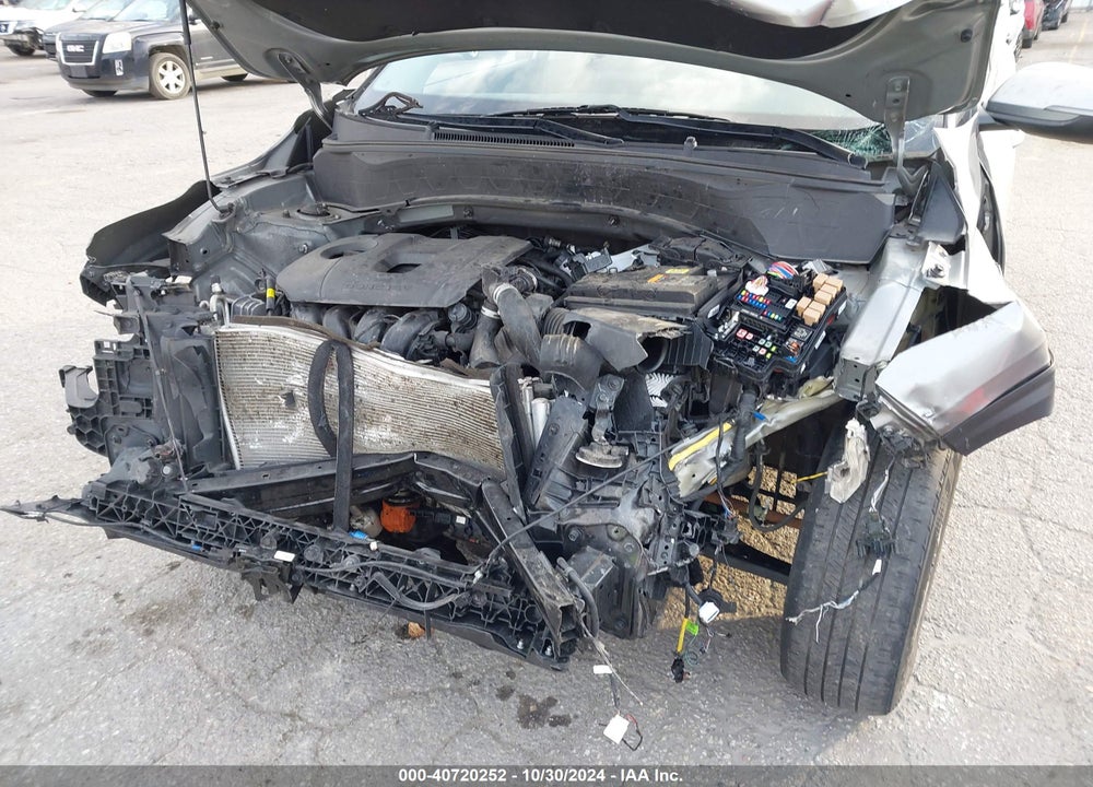 2021 KIA SELTOS EX VIN: KNDERCAA0M7173261