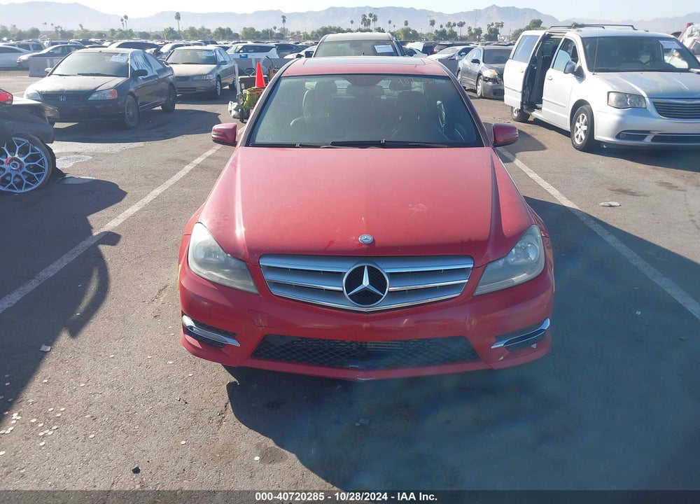 2012 MERCEDES-BENZ C 250 LUXURY/SPORT VIN: WDDGF4HB4CF851459