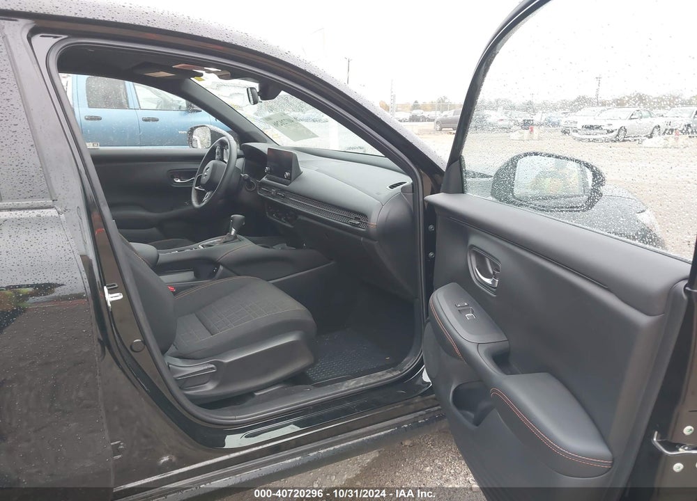 2024 HONDA HR-V AWD SPORT/AWD SPORT W/O BSI VIN: 3CZRZ2H56RM782561
