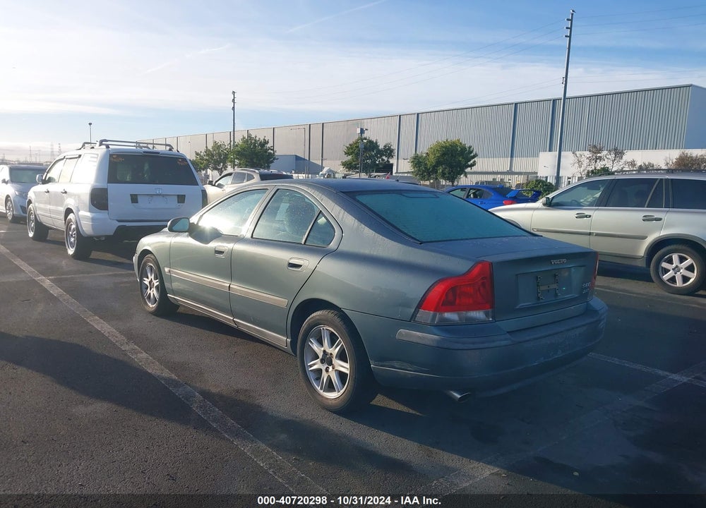 2002 VOLVO S60 2.4T VIN: YV1RS58D022176845