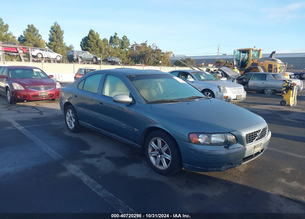 2002 VOLVO S60 2.4T VIN: YV1RS58D022176845