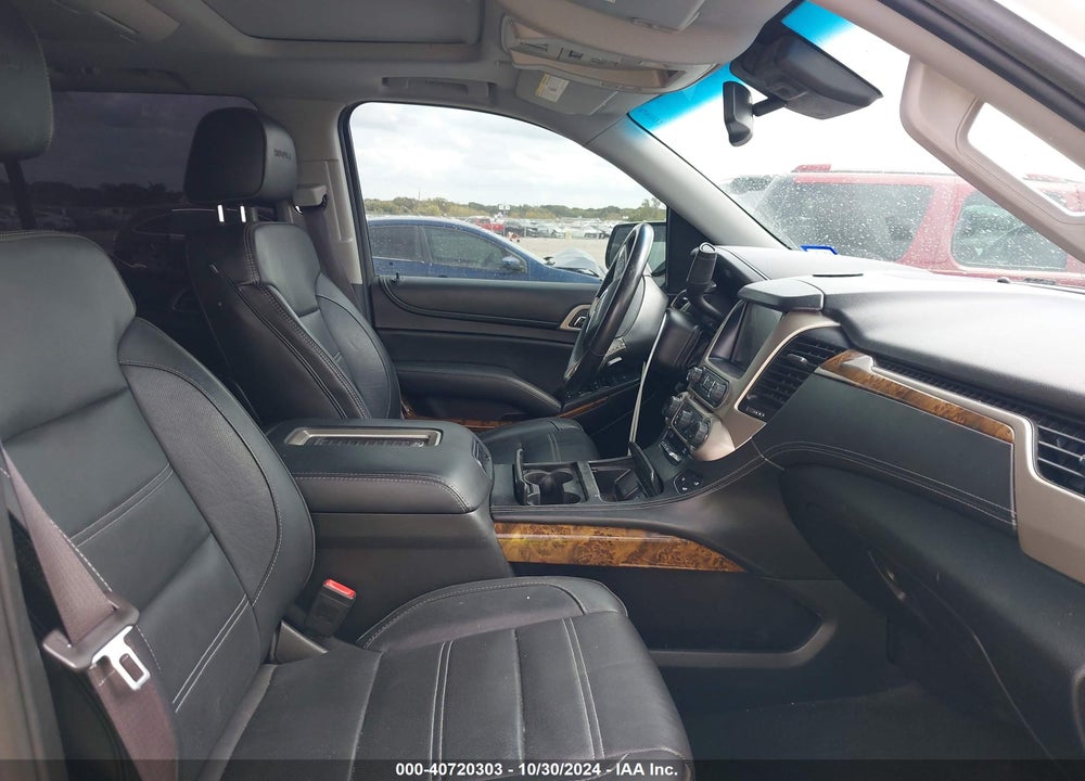 2016 GMC YUKON DENALI VIN: 1GKS1CKJ9GR207106