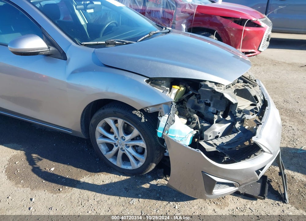 2011 MAZDA 3 S VIN: JM1BL1U68B1445572