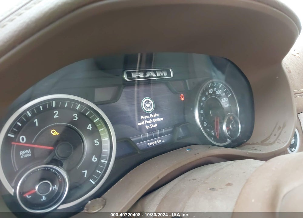 2019 RAM 1500 LAIE  4X4 5'7 BOX VIN: 1C6SRFJTXKN520763