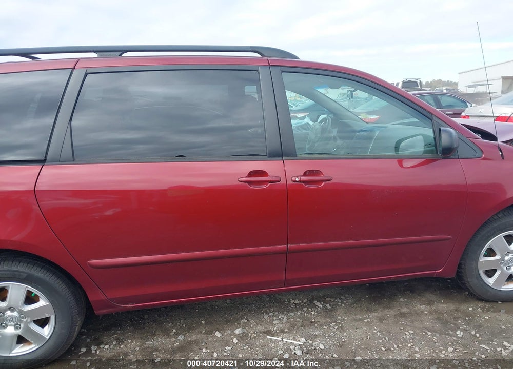 2010 TOYOTA SIENNA LE VIN: 5TDKK4CC5AS324690