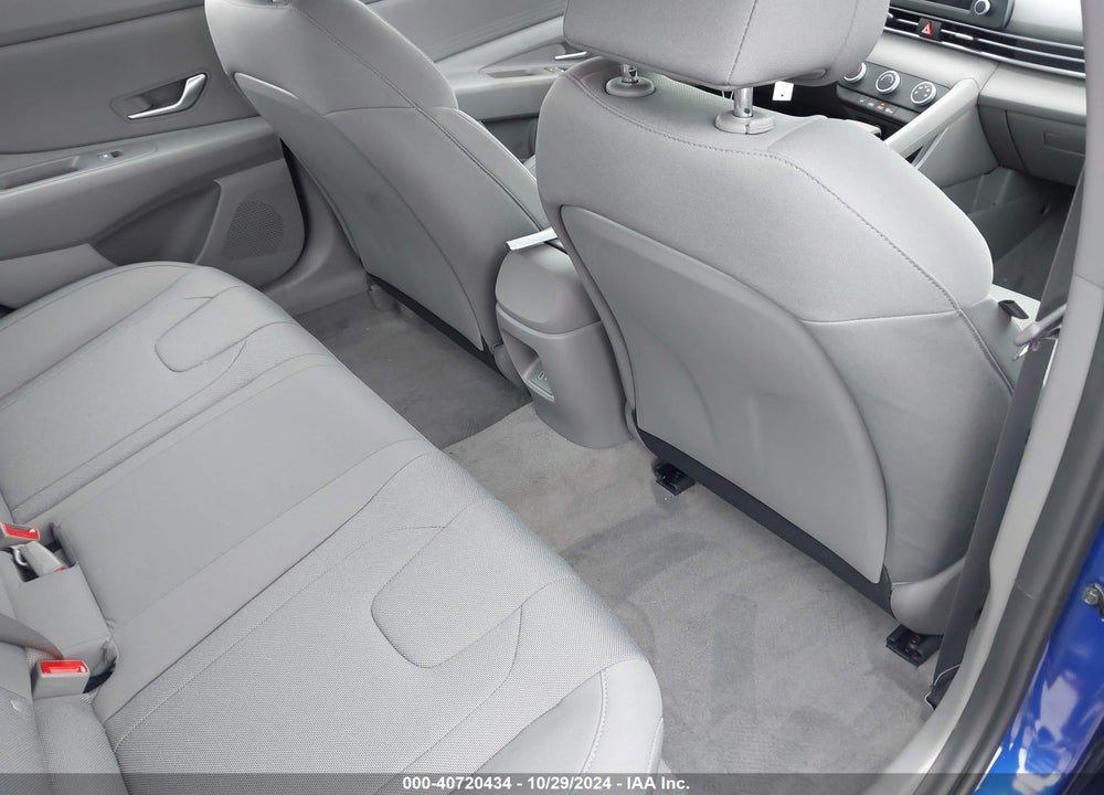 2024 HYUNDAI ELANTRA SE VIN: KMHLL4DG5RU837556