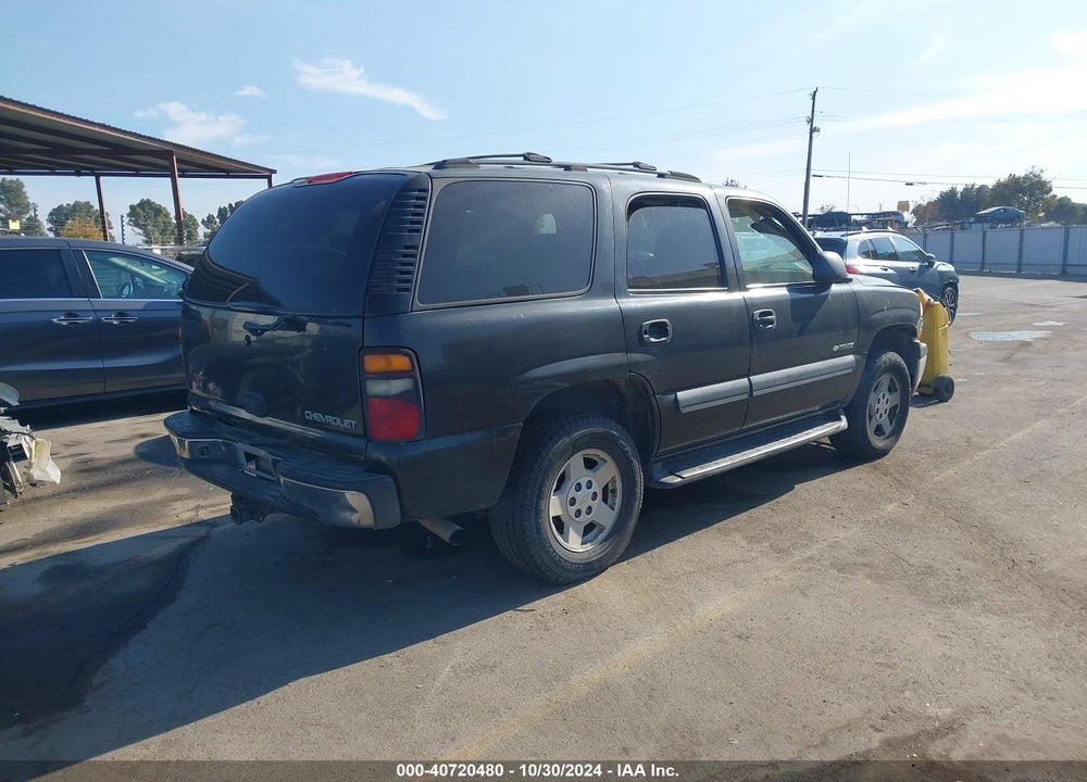 2003 CHEVROLET TAHOE LS VIN: 1GNEK13T83R152644