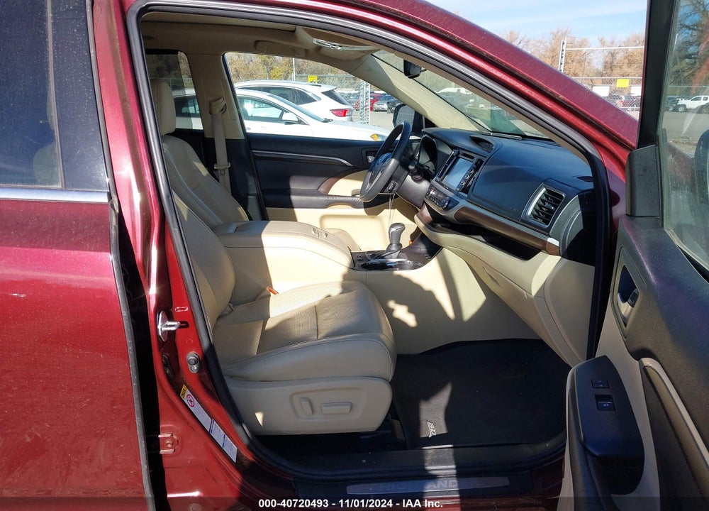 2016 TOYOTA HIGHLANDER HYBRID LIMITED PLATINUM V6 VIN: 5TDDCRFH6GS015202