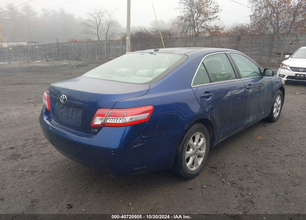 2011 TOYOTA CAMRY LE VIN: 4T1BF3EKXBU738057