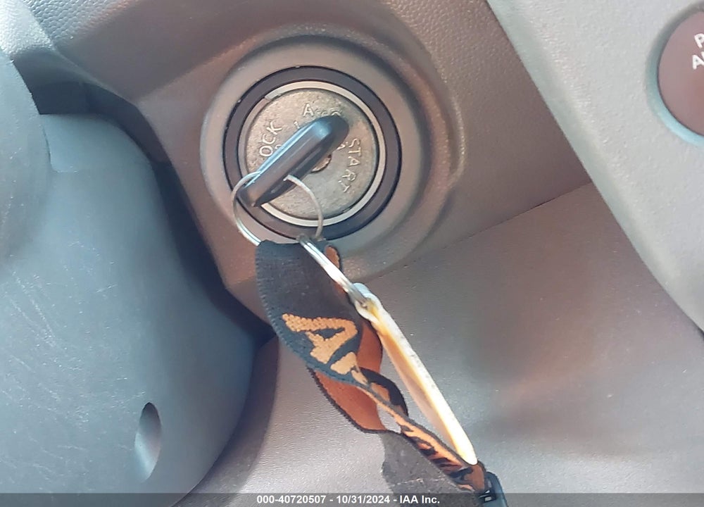 2005 NISSAN FRONTIER SE VIN: 1N6AD07U45C450013