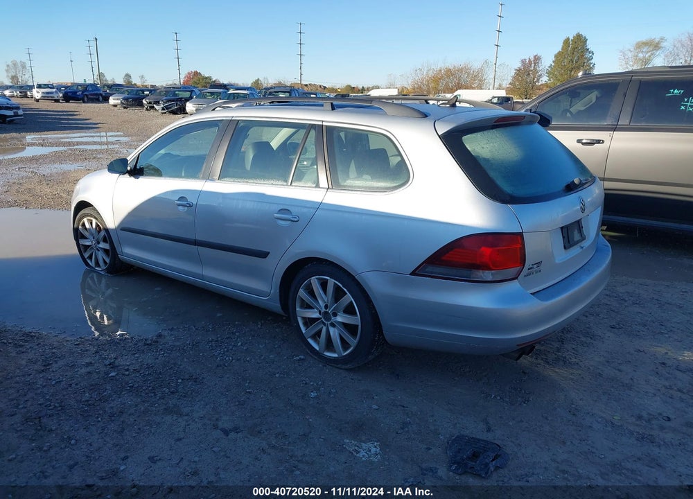 2011 VOLKSWAGEN JETTA SPORTWAGEN 2.5L SE VIN: 3VWPZ7AJ6BM634575
