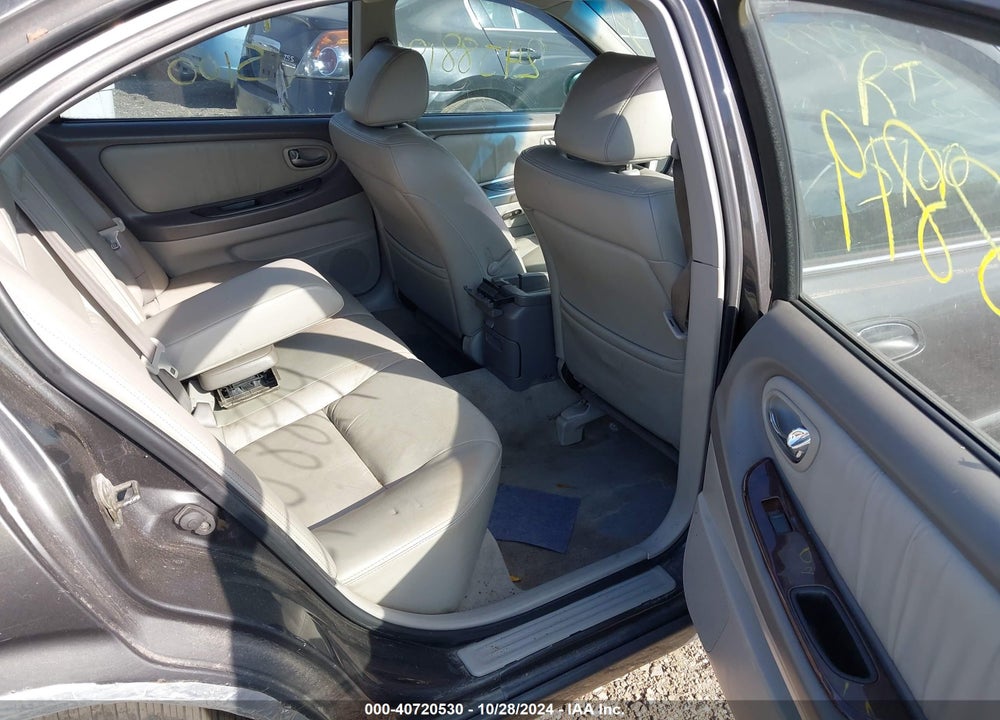 2002 NISSAN MAXIMA GLE/SE VIN: JN1DA31AX2T304402