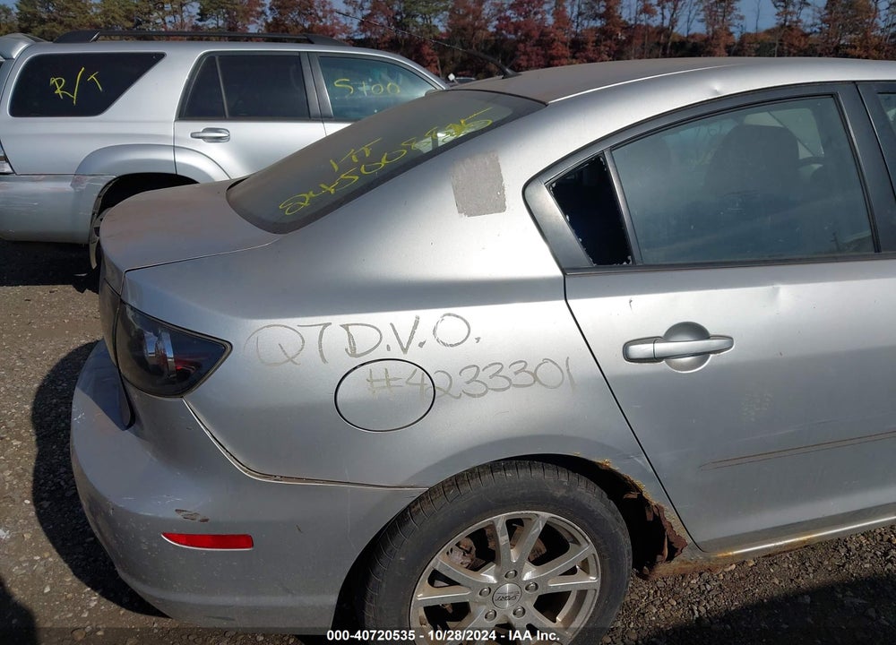 2008 MAZDA 3 I SPORT VIN: JM1BK12F781118014