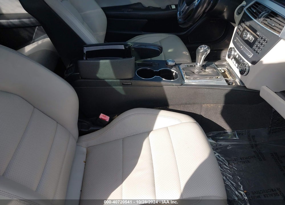 2013 MERCEDES-BENZ C 250 VIN: WDDGJ4HB2DF975777