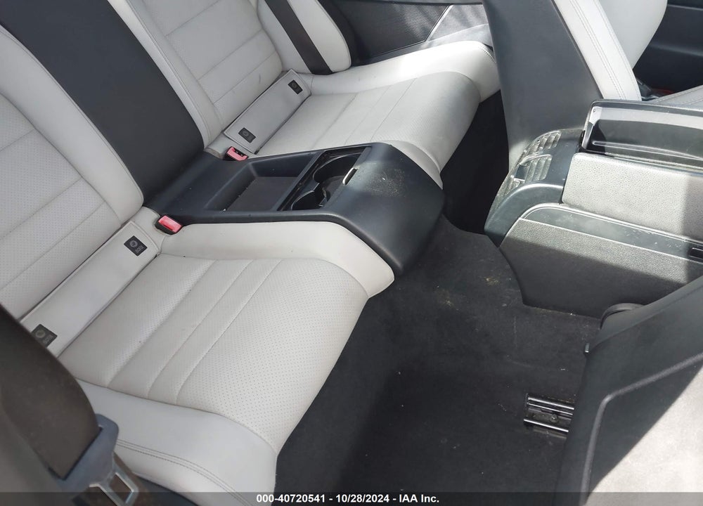 2013 MERCEDES-BENZ C 250 VIN: WDDGJ4HB2DF975777