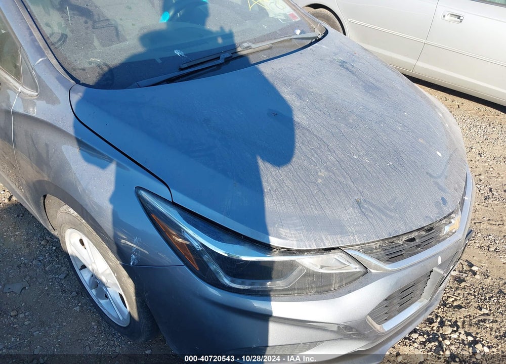 2018 CHEVROLET CRUZE LT VIN: 1G1BE5SM9J7216602