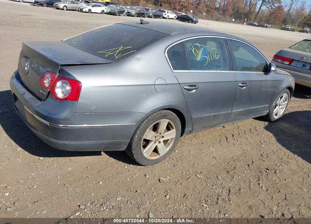 2008 VOLKSWAGEN PASSAT KOMFORT VIN: WVWAK73C78P071938