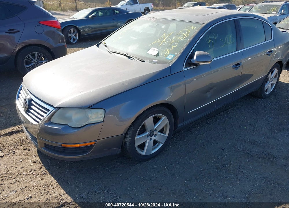2008 VOLKSWAGEN PASSAT KOMFORT VIN: WVWAK73C78P071938