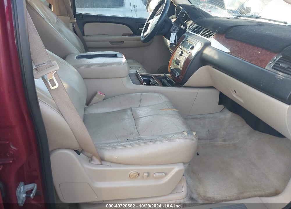 2007 CHEVROLET SUBURBAN 1500 LTZ VIN: 3GNFC16017G257745