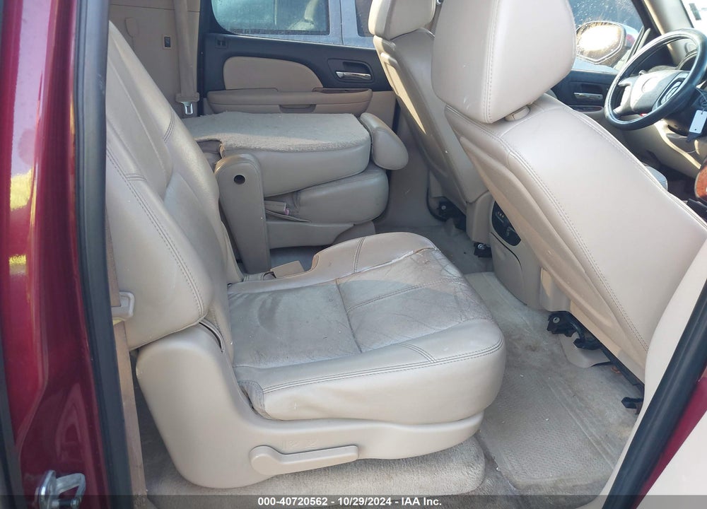 2007 CHEVROLET SUBURBAN 1500 LTZ VIN: 3GNFC16017G257745