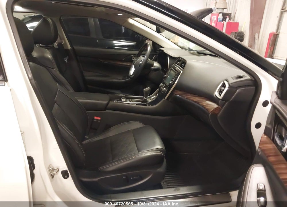 2018 NISSAN MAXIMA 3.5 PLATINUM VIN: 1N4AA6AP2JC388175
