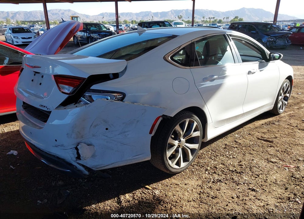 2015 CHRYSLER 200 C VIN: 1C3CCCCB8FN558102