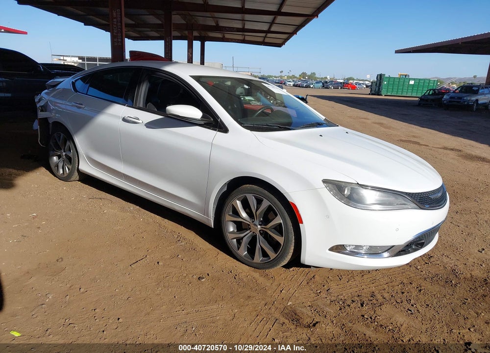 2015 CHRYSLER 200 C VIN: 1C3CCCCB8FN558102