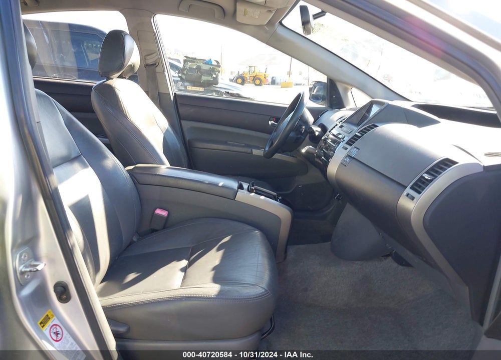 2004 TOYOTA PRIUS VIN: JTDKB20U240077136