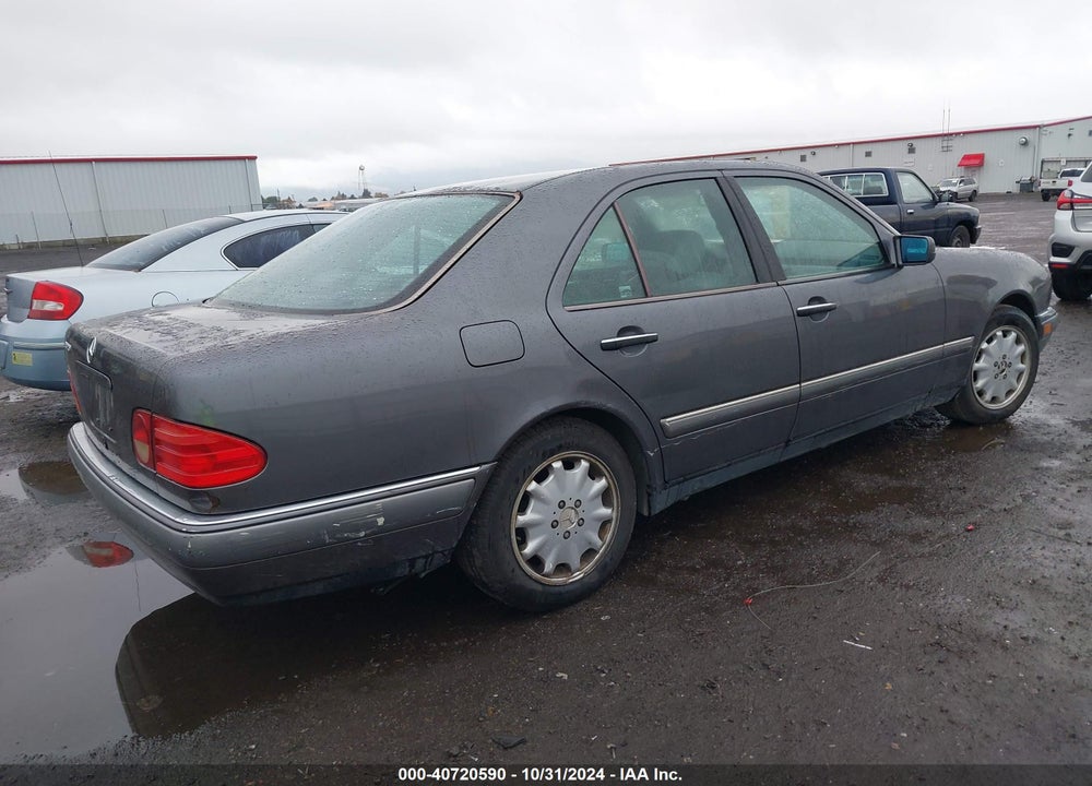 1996 MERCEDES-BENZ E 320 VIN: WDBJF55F3TJ024612