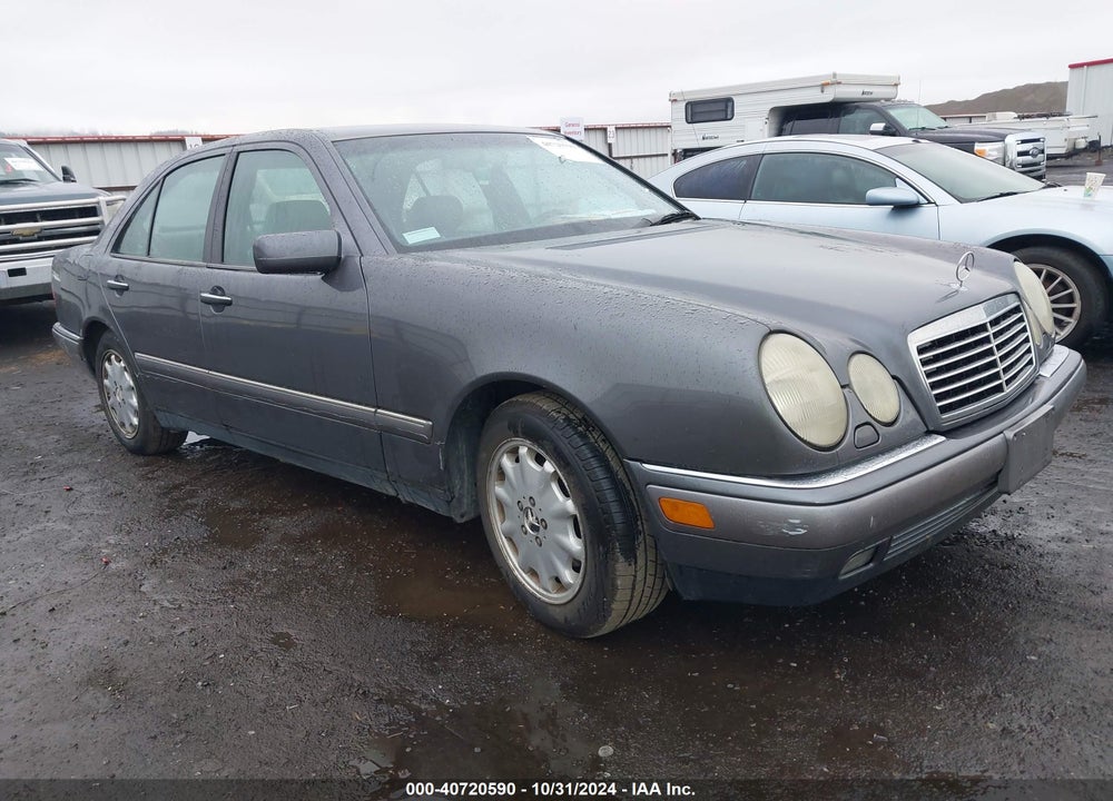1996 MERCEDES-BENZ E 320 VIN: WDBJF55F3TJ024612