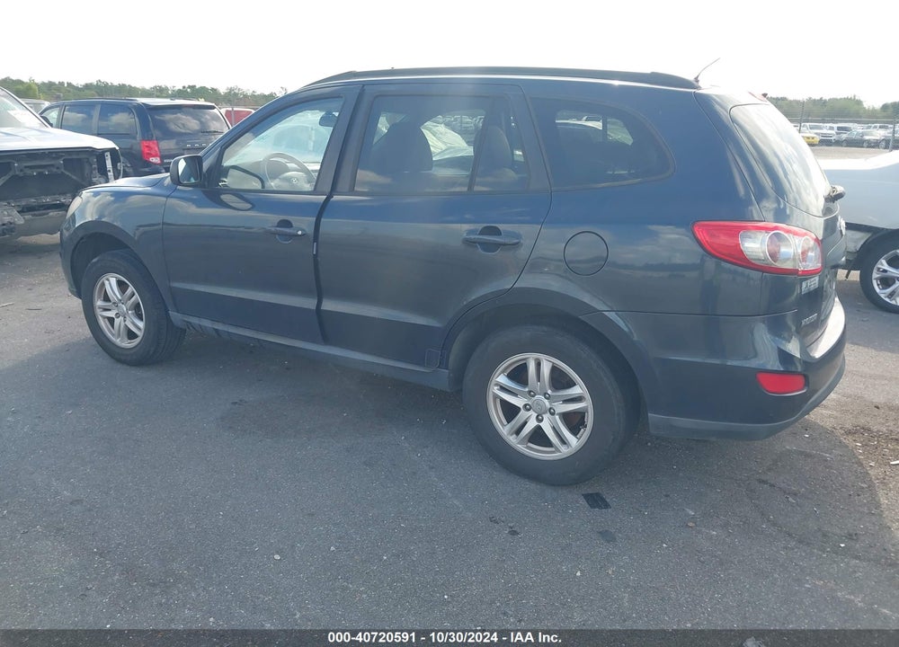 2010 HYUNDAI SANTA FE GLS VIN: 5NMSG3AB0AH357489