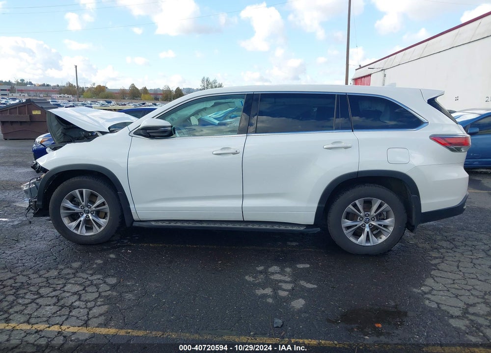 2016 TOYOTA HIGHLANDER LE/LE PLUS VIN: 5TDBKRFH3GS338827