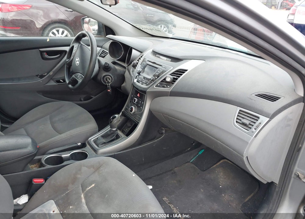 2015 HYUNDAI ELANTRA SE VIN: KMHDH4AE6FU250142