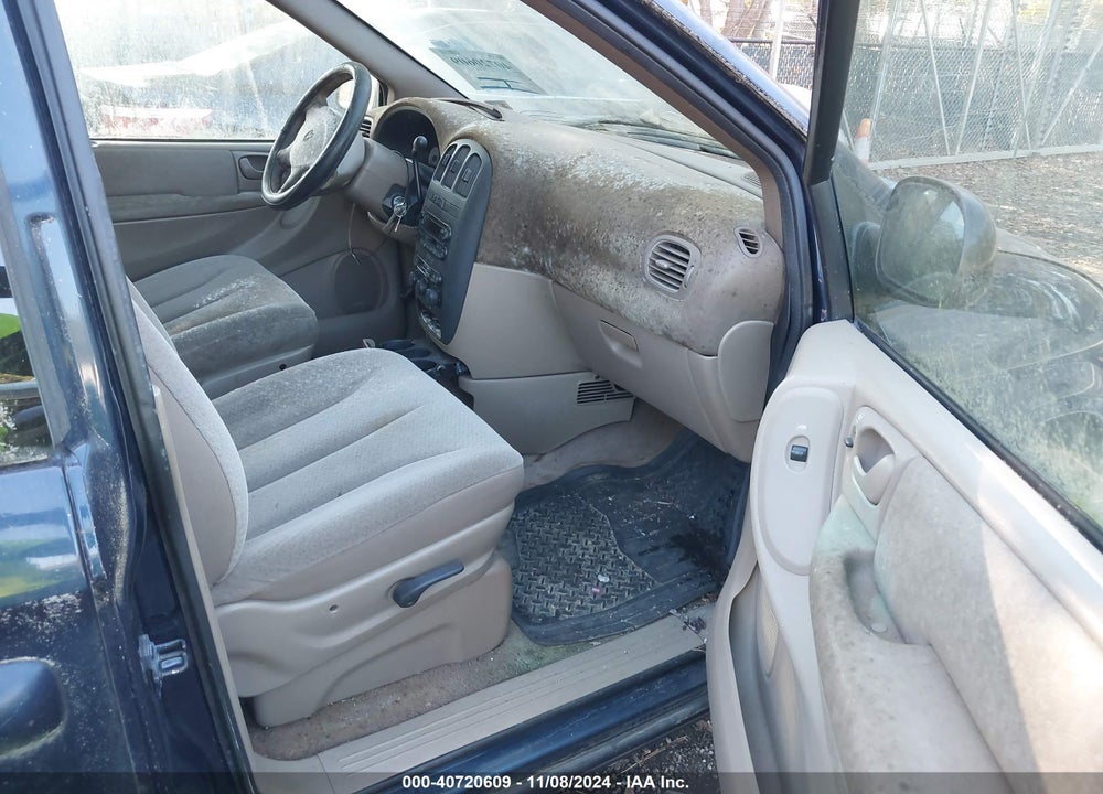 2002 DODGE GRAND CARAVAN SPORT VIN: 1B4GP443X2B525660