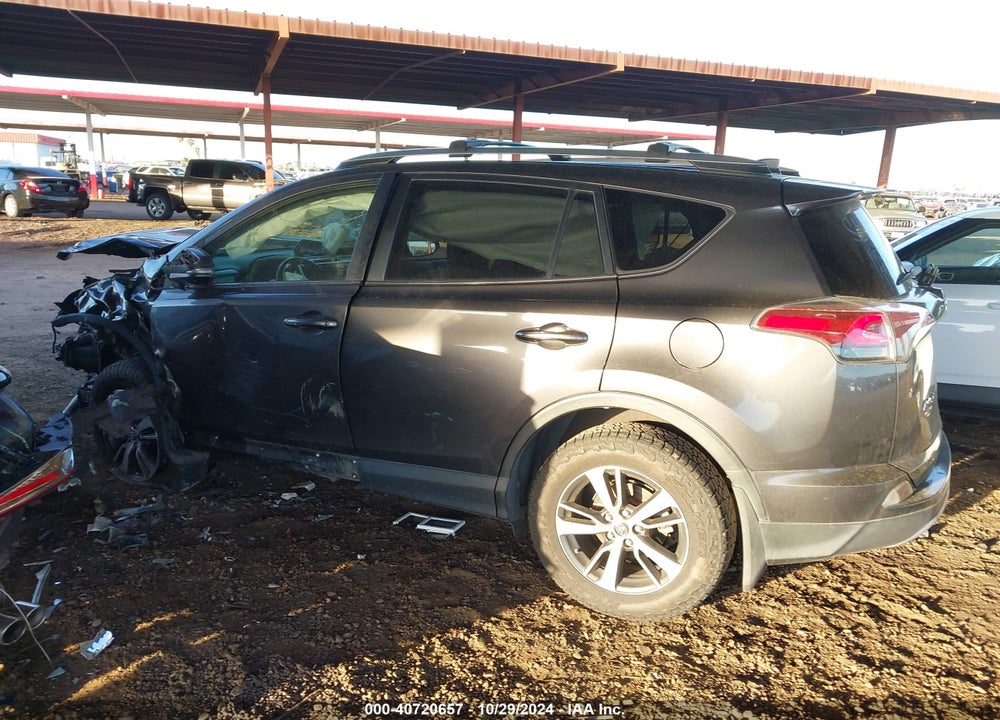 2017 TOYOTA RAV4 XLE VIN: JTMWFREV9HJ130558