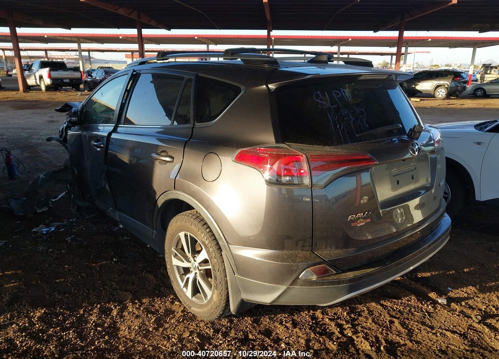 2017 TOYOTA RAV4 XLE VIN: JTMWFREV9HJ130558