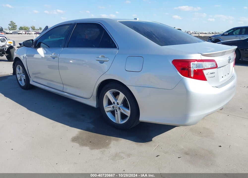 2014 TOYOTA CAMRY SE VIN: 4T1BF1FKXEU339303