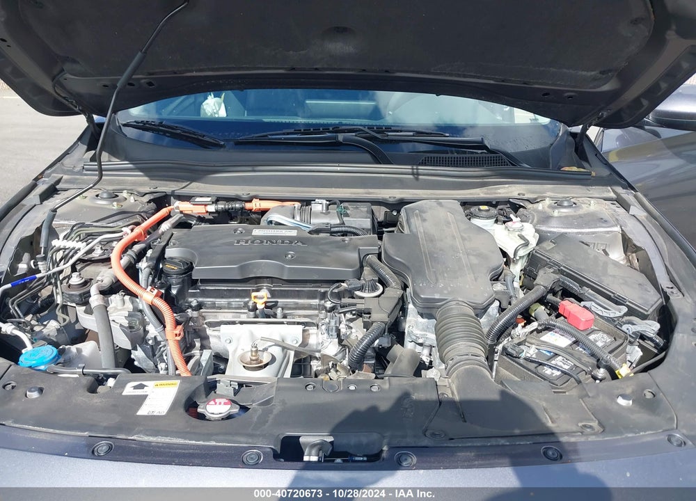 2018 HONDA ACCORD HYBRID VIN: 1HGCV3F15JA012335