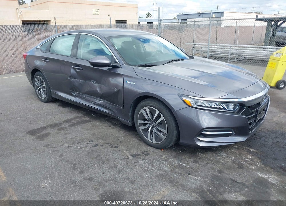 2018 HONDA ACCORD HYBRID VIN: 1HGCV3F15JA012335