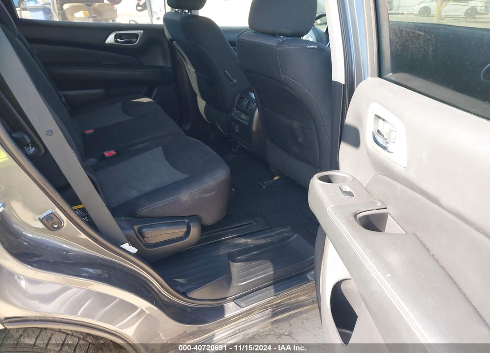 2018 NISSAN PATHFINDER SV VIN: 5N1DR2MN7JC659326